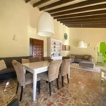 Casa Mina Available Alojamento de Acomodação e Pequeno-almoço *